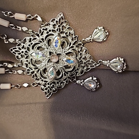 Vintage 1928 Chandelier Necklace - Picture 11 of 14